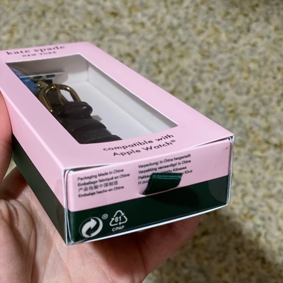 NEW! Kate Spade Croc Embossed Leather Apple Watch - Picture 12 of 14